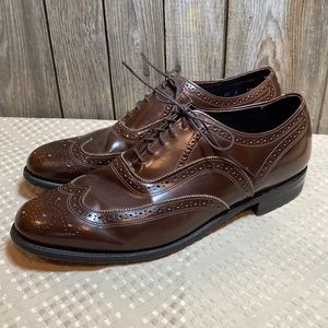 Vintage Executive Imperial mens brown leather wingtip Oxford shoes